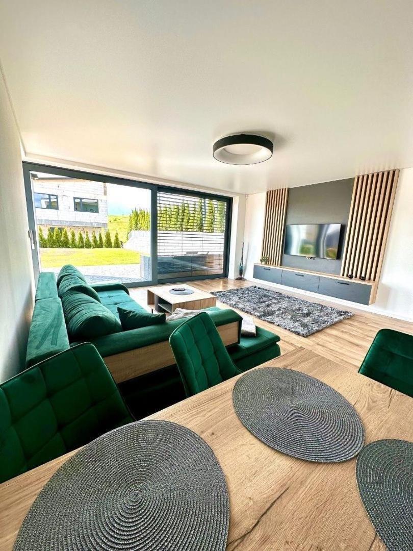 Luxury Apartments Maly Slavkov Exterior foto